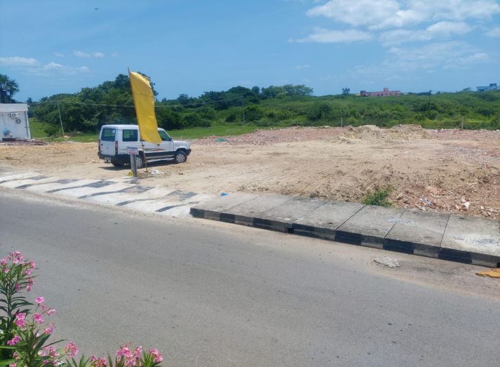 8000 Sq.Ft, Commercial Land for sale in Red Hills