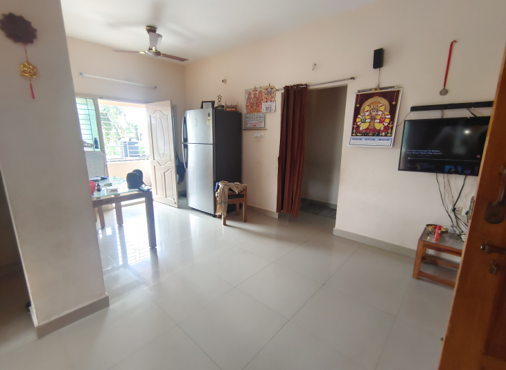 2 BHK Flat for sale in Selaiyur