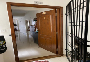 3 BHK flat for sale in Thalambur