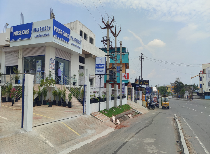 1596 Sqft, Retail Showroom / Shop in Walajabad