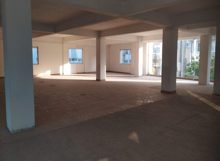 6500 Sq.Ft,  Commercial Showrooms