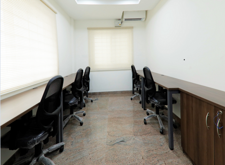 700 Sqft, Commercial Office / Space in Nungambakkam